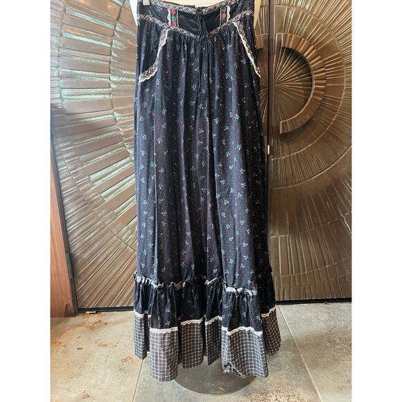 Vtg Authentic 70’s Jessica’s Gunnies Prairie Skirt Navy Blue Floral - Picture 1 of 16